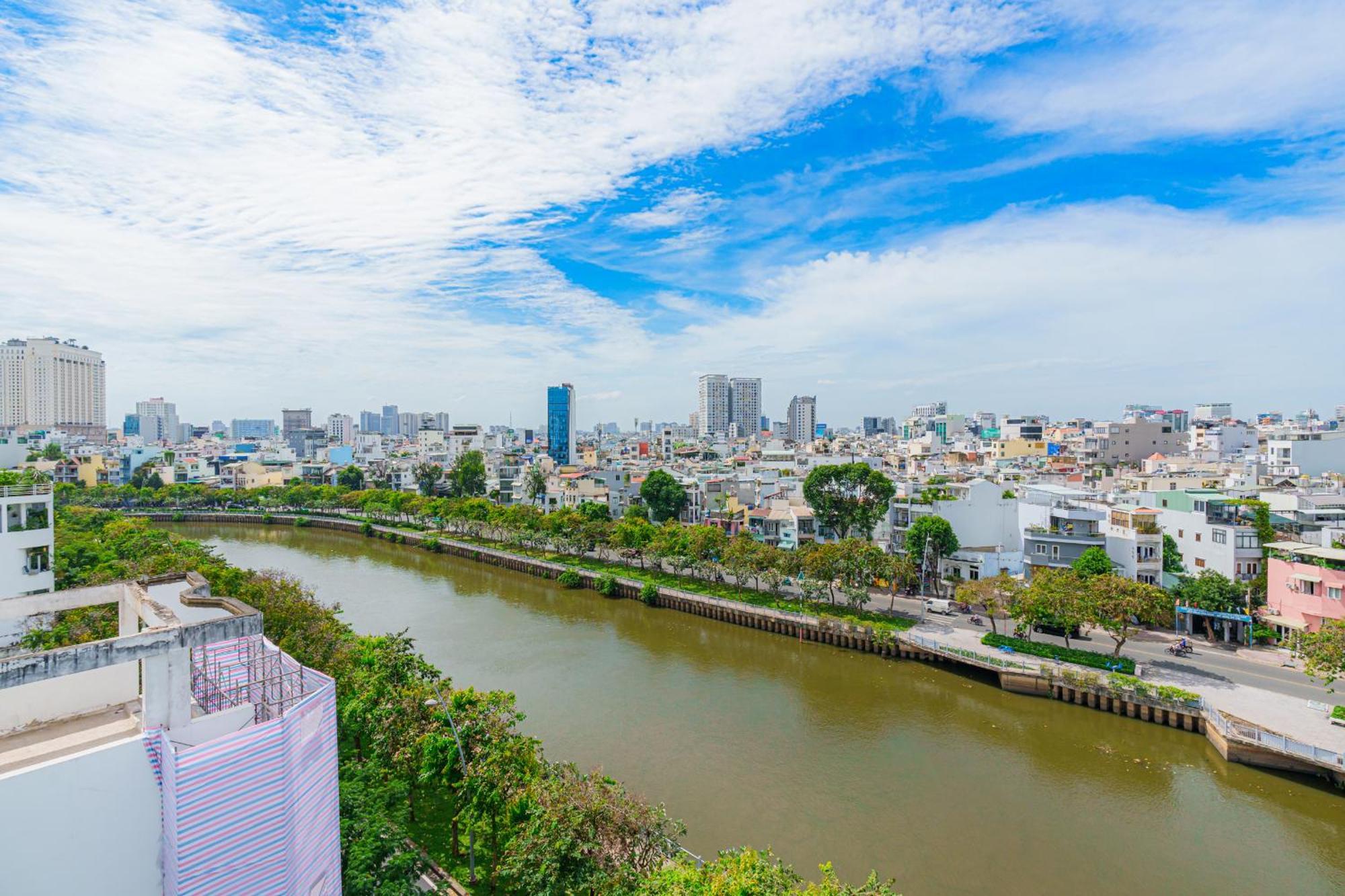 2br With A Fabulous Canal View * TP. Hồ Chí Minh